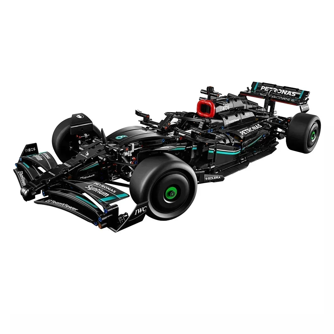 Model of a racing car Mercedes F1 W14 1:8 1642 Pcs